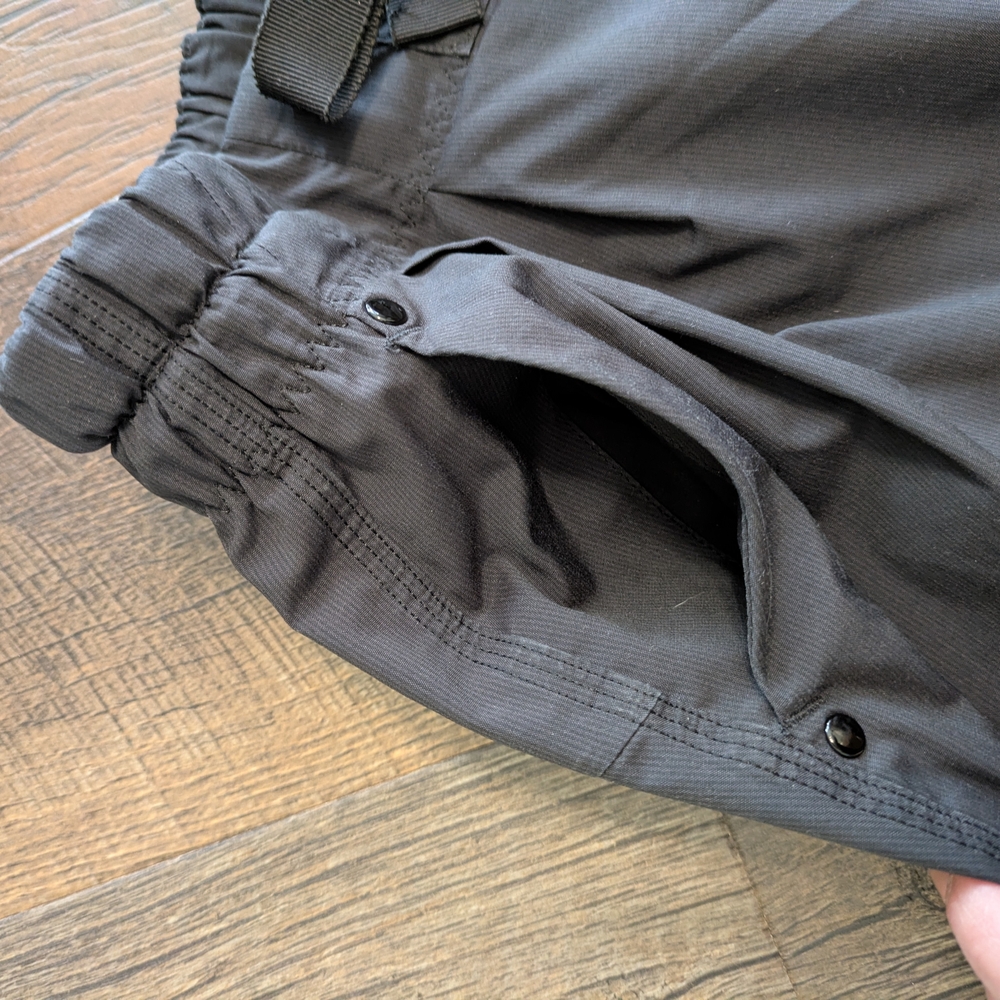 Lululemon Stroll at Sundown Shorts Size 4 Black High-Rise Athletic Casual Hiking - Picture 5 of 8